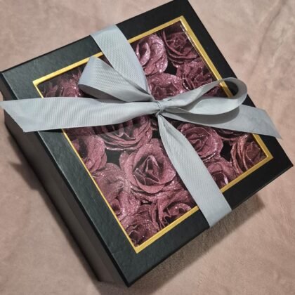Gift Box 15 Glittered Roses