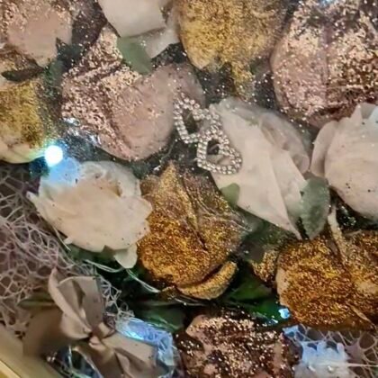 Glittered Framed Champagne Rose Bouquet with Lights