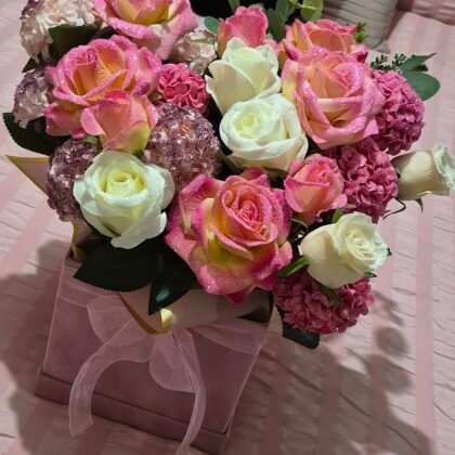 Large Velvet Pink Musk Rose Box Bouquet